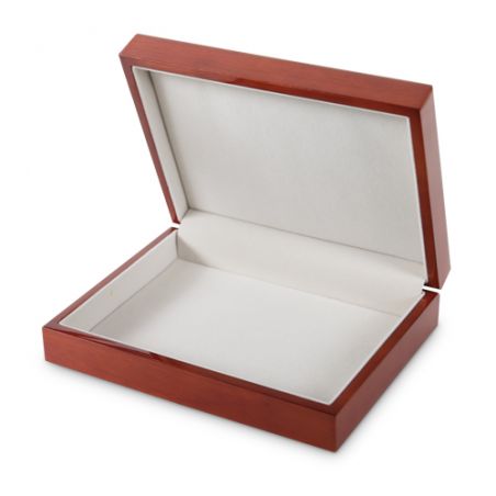 Rectangular jewelry box