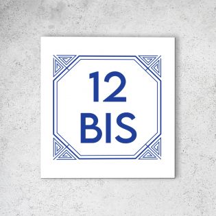 Numéro de rue extérieur personnalisable en Dibond Blanc Picto Bleu · Numéro de rue modèle Géométrique