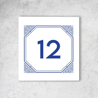 Numéro de maison extérieur personnalisable en Dibond Blanc Picto Bleu · Numéro de rue modèle Géométrique