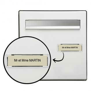 Plaque boite aux lettres personnalisée adhésive au format 100x25mm - beige lettres noires - 1 ligne