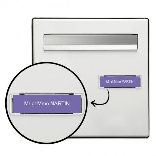 Plaque boite aux lettres personnalisée adhésive au format 100x25mm - violette lettres blanches - 1 ligne