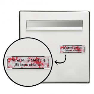 Plaque boite aux lettres personnalisée adhésive au format 100x25mm - Camouflage Rose lettres noires - 2 lignes