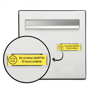 Plaque boite aux lettres personnalisée adhésive au format 100x25mm avec STOP PUB - jaune lettres noires - 2 lignes