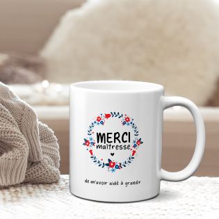 Tasse Merci Maîtresse personnalisée avec couronne de fleurs · Idée cadeau Super Maîtresse Fin d'année scolaire 