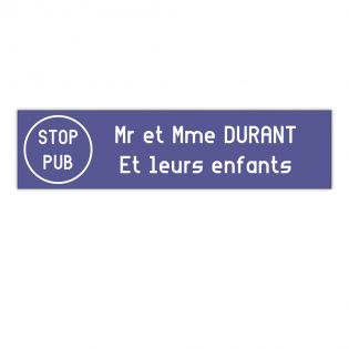 Plaque boite aux lettres personnalisée adhésive au format 100x25mm avec STOP PUB - violette lettres blanches - 2 lignes