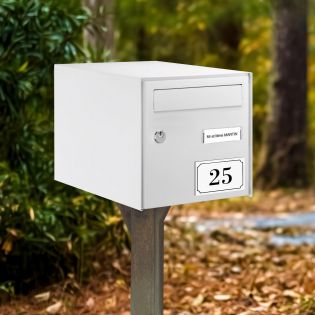 Numéro de maison / rue gravé et personnalisé couleur blanc chiffres noirs - Signalétique extérieure