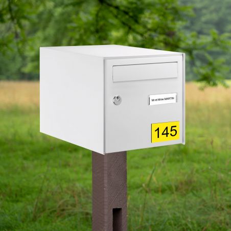 Numéro pour boite aux lettres personnalisable rectangle format médium (70x50mm) jaune chiffres noirs
