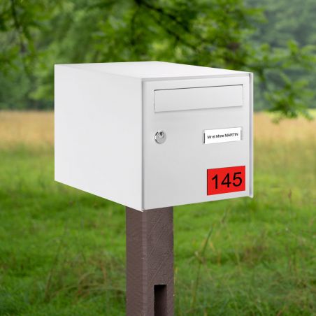 Numéro pour boite aux lettres personnalisable rectangle format médium (70x50mm) rouge chiffres noirs