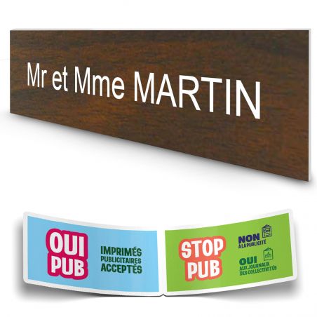 Plaque boite aux lettres personnalisée adhésive au format 100x25mm - effet bois foncé lettres blanches - 1 ligne