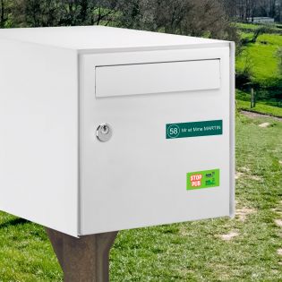 Plaque boite aux lettres NUMERO adhésive (100x25mm) vert foncé lettres blanches - 1 ligne + Stickers STOP PUB offerts