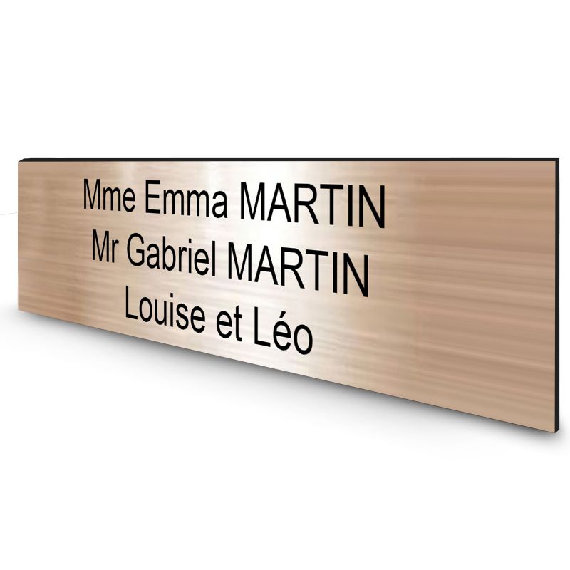 Étiquette Nom personnalisable pour boîte aux lettres · Gravure Française · 100x25x0,8 mm · Cuivre écriture noire - 3 lignes Étiquette Nom personnalisable pour boîte aux lettres · Gravure Française · 100x25x0,8 mm · Cuivre écriture noire - 3 lignes