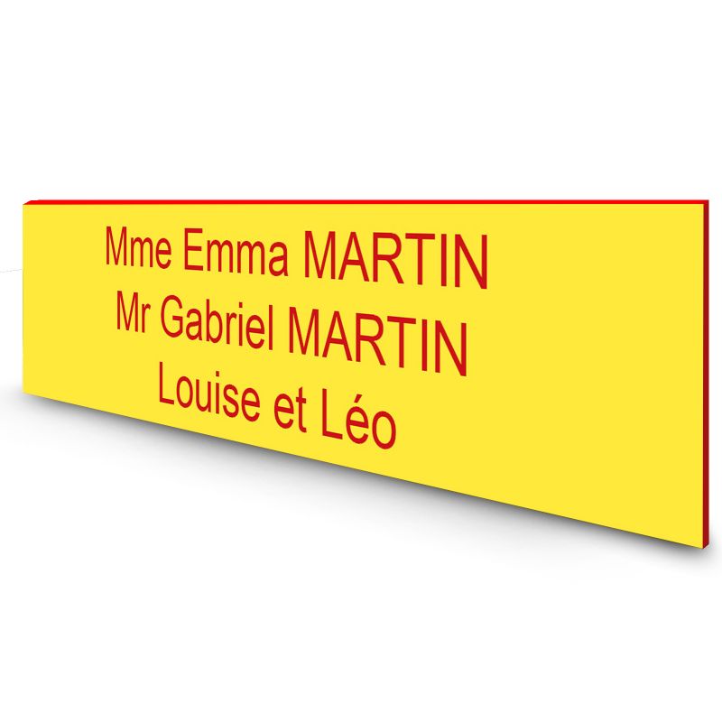 Étiquette Nom personnalisable pour boîte aux lettres · Gravure Française · 100x25x0,8 mm · Jaune lettres rouges - 3 lignes Étiquette Nom personnalisable pour boîte aux lettres · Gravure Française · 100x25x0,8 mm · Jaune lettres rouges - 3 lignes