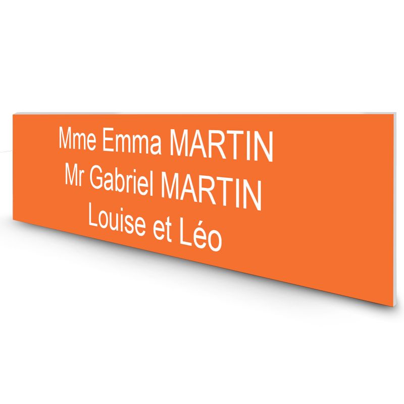 Étiquette Nom personnalisable pour boîte aux lettres · Gravure Française · 100x25x0,8 mm · orange lettres blanches - 3 lignes Étiquette Nom personnalisable pour boîte aux lettres · Gravure Française · 100x25x0,8 mm · orange lettres blanches - 3 lignes