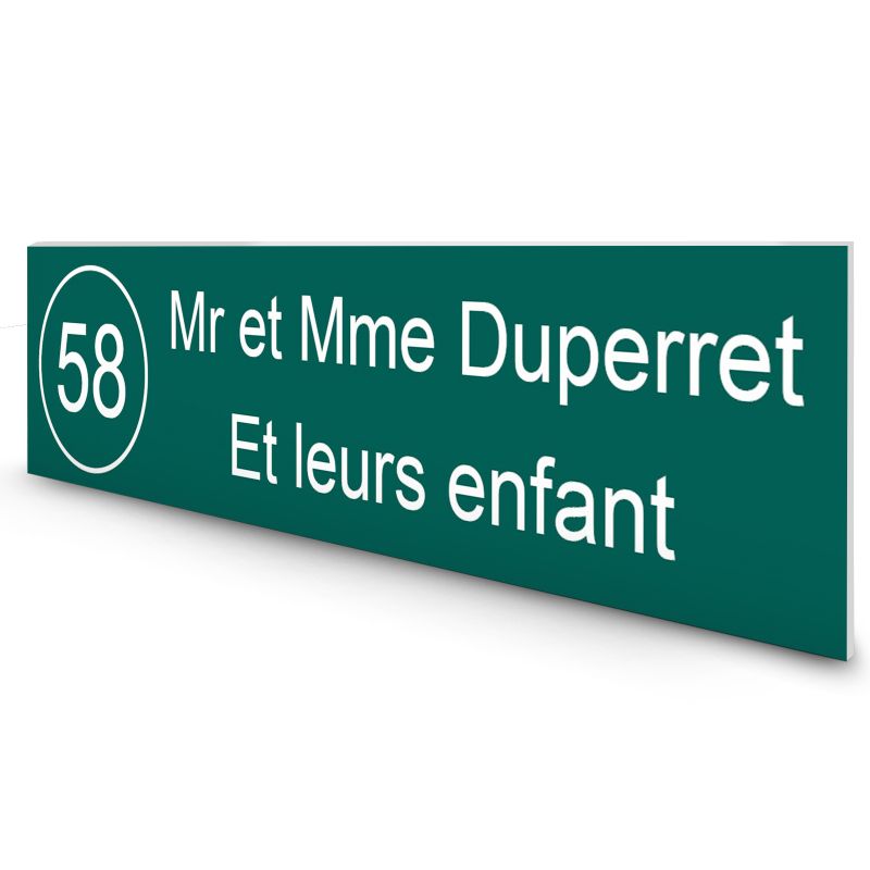 Étiquette Nom + Numéro personnalisable pour boîte aux lettres · 100x25x0,8 mm · Vert foncé lettres blanches - 2 lignes Étiquette Nom + Numéro personnalisable pour boîte aux lettres · 100x25x0,8 mm · Vert foncé lettres blanches - 2 lignes