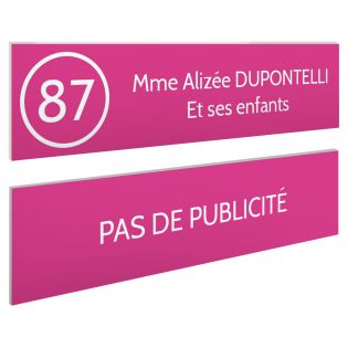Plaque nom et numéro + Plaque Stop Pub pour boite aux lettres format 100x25mm rose lettres blanches - 2 lignes