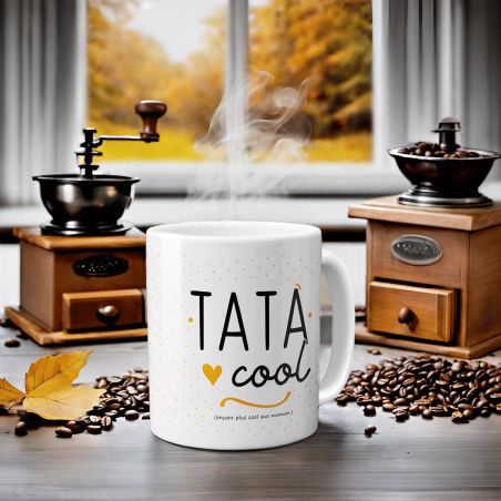 Mug pour Tata Cool - Cadeau pour Tatie - Tasse cadeau Anniversaire ou Noël - 33 cL, Céramique - Imprimé en France