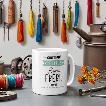 Mug Certifié Meilleur Beau Frère - Tasse cadeau Anniversaire ou Noël - 33 cL, Céramique - Imprimé en France