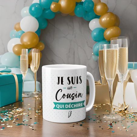 Mug Cousin qui Déchire - Tasse cadeau Anniversaire ou Noël - 33 cL, Céramique - Imprimé en France