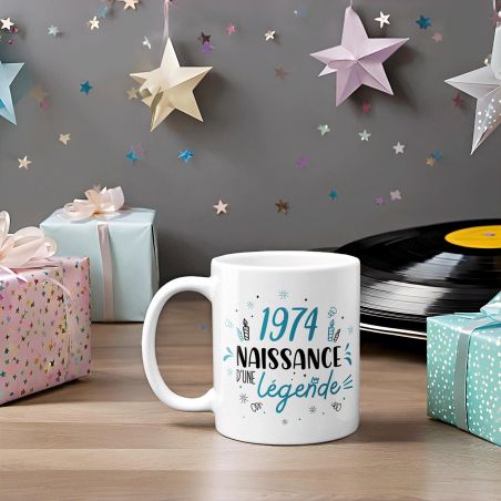 Mug anniversaire 1974 - Naissance d'une légende - 33 cl, céramique - Imprimé en France