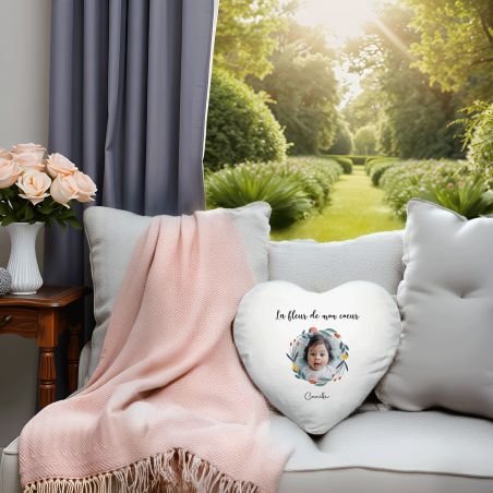 Coussin cœur + garniture personnalisable prénom et photo · La fleur de mon cœur · Cadeau décoratif fête des mères