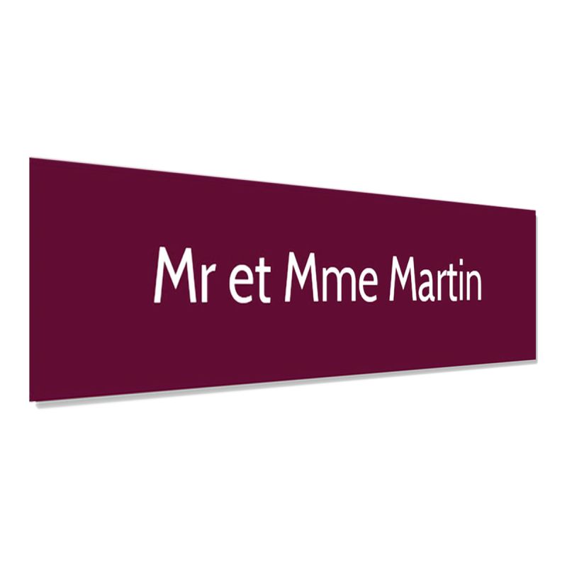 Plaque adhésive interphone personnalisée - plastique bi-couche résistant bordeaux lettres blanches - 60x15 mm, gravure laser, ad Plaque adhésive interphone personnalisée - plastique bi-couche résistant bordeaux lettres blanches - 60x15 mm, gravure laser, ad