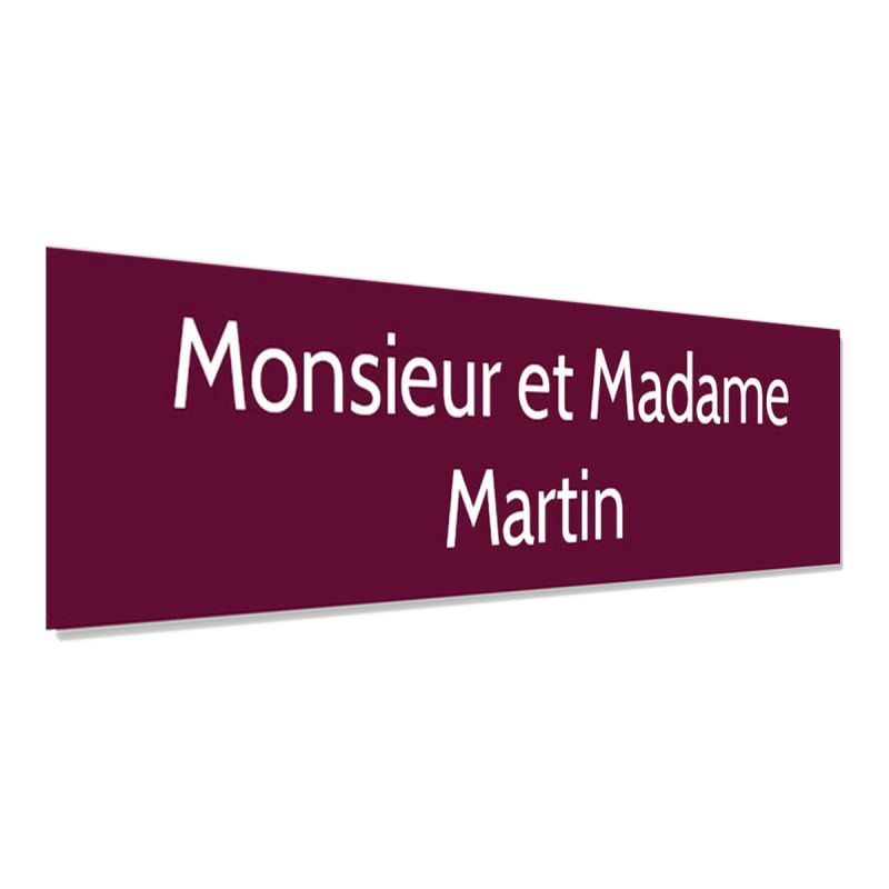 Plaque adhésive interphone personnalisée - Étiquette PVC bordeaux lettres blanches - Gravure laser durable - 60x15 mm, épaisseur Plaque adhésive interphone personnalisée - Étiquette PVC bordeaux lettres blanches - Gravure laser durable - 60x15 mm, épaisseur