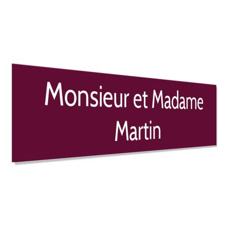 Plaque adhésive interphone personnalisée - Étiquette PVC bordeaux lettres blanches - Gravure laser durable - 60x15 mm, épaisseur