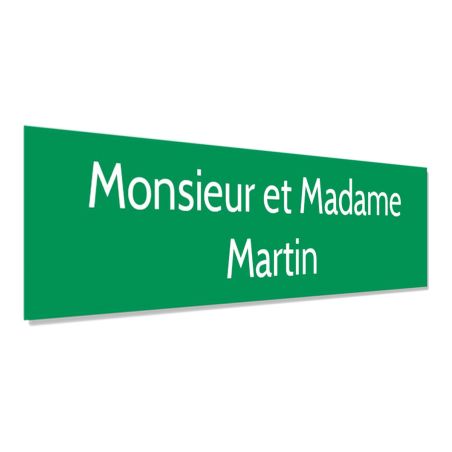 Plaque adhésive interphone personnalisée - PVC vert pomme lettres blanches - 60x15 mm, gravure laser 2 lignes, adhésif 3M double