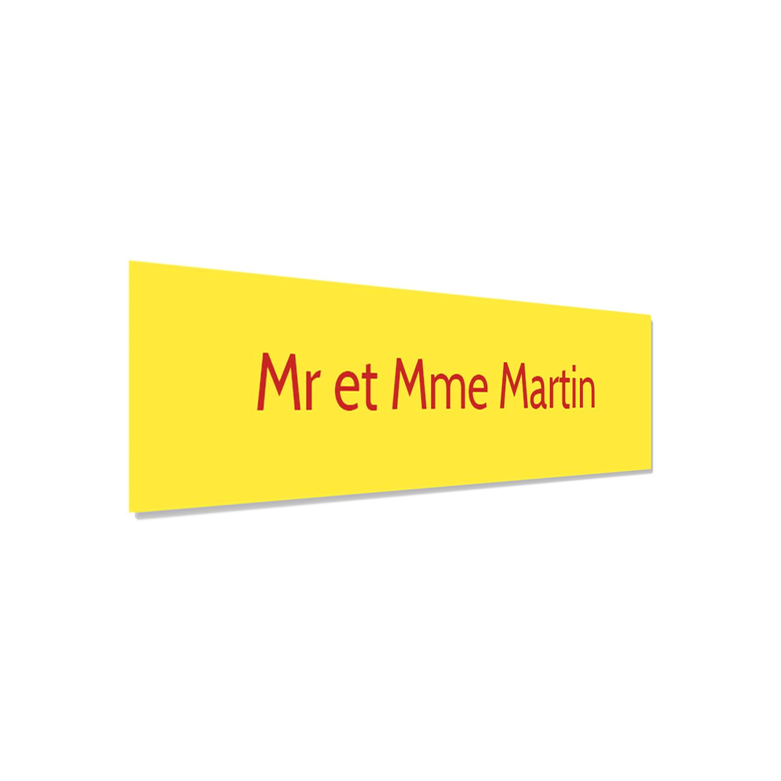 Plaque adhésive interphone personnalisée gravure laser - plastique bi-couche jaune lettres rouges - 60x15 mm, épaisseur 1,6 mm, 