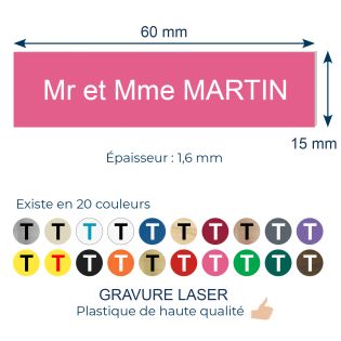 Plaque adhésive interphone personnalisée - Étiquette PVC rose lettres blanches - Gravure laser durable - 60x15 mm, épaisseur 1,6