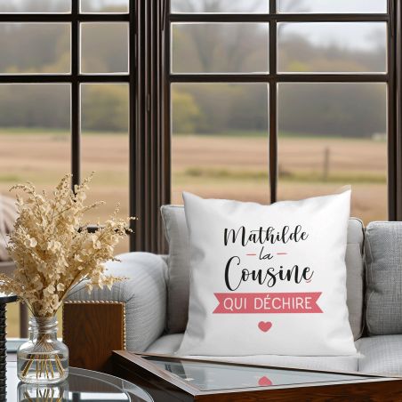 Housse de Coussin décorative personnalisée humoristique "Devine qui a encore mangé le canapé" 40 x 40 cm · Idée cadeau maître ch
