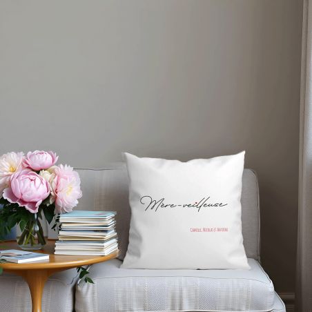 Housse de Coussin décorative personnalisée humoristique "Devine qui a encore mangé le canapé" 40 x 40 cm · Idée cadeau maître ch