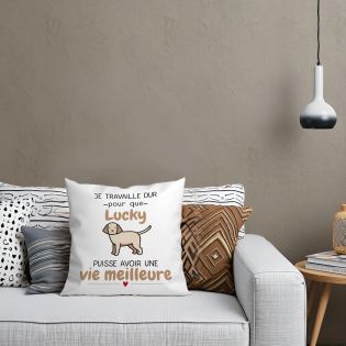 Housse de Coussin décorative personnalisée humoristique "Devine qui a encore mangé le canapé" 40 x 40 cm · Idée cadeau maître ch