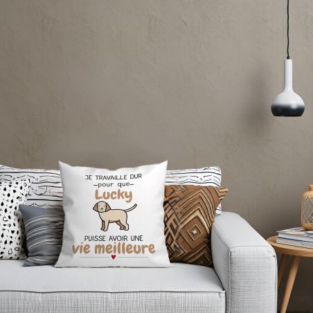 Housse de Coussin décorative personnalisée humoristique "Devine qui a encore mangé le canapé" 40 x 40 cm · Idée cadeau maître ch