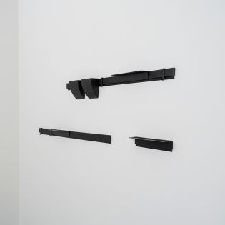 Info Rail Variation Set noir Artiteq – Kit mural avec rails, tablettes et rangement