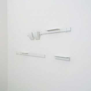 Info Rail Variation Set blanc Artiteq – Kit mural avec rails, tablettes et rangements