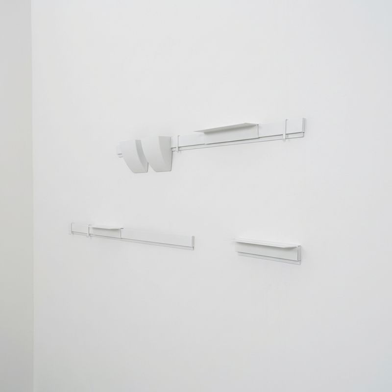 copy ofInfo Rail Variation Set noir Artiteq – Kit mural avec rails, tablettes et rangement