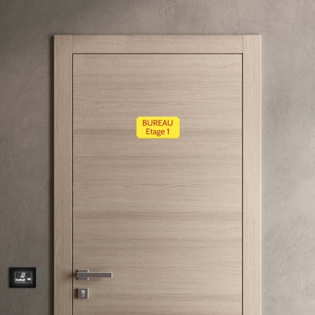 Plaque de porte gravée sur 1 à 2 lignes couleur Jaune lettres rouges - Rectangle classique 125 x 250 mm