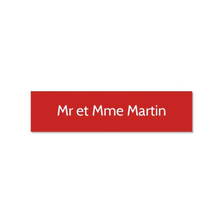 Plaque adhésive interphone ou sonnette 60 mm x 15 mm gravure personnalisée sur 1 ligne couleur rouge lettres blanches