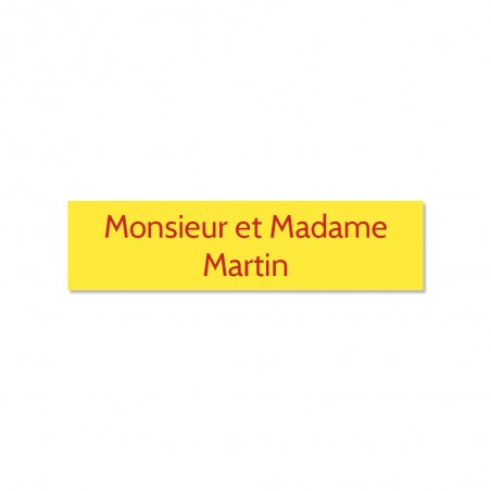 Plaque adhésive interphone ou sonnette 60 mm x 15 mm gravure personnalisée sur 2 lignes couleur jaune lettres rouges