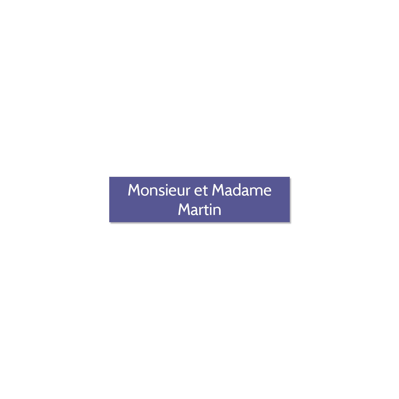 Plaque adhésive interphone ou sonnette 60 mm x 15 mm gravure personnalisée sur 2 lignes couleur violet lettres blanches