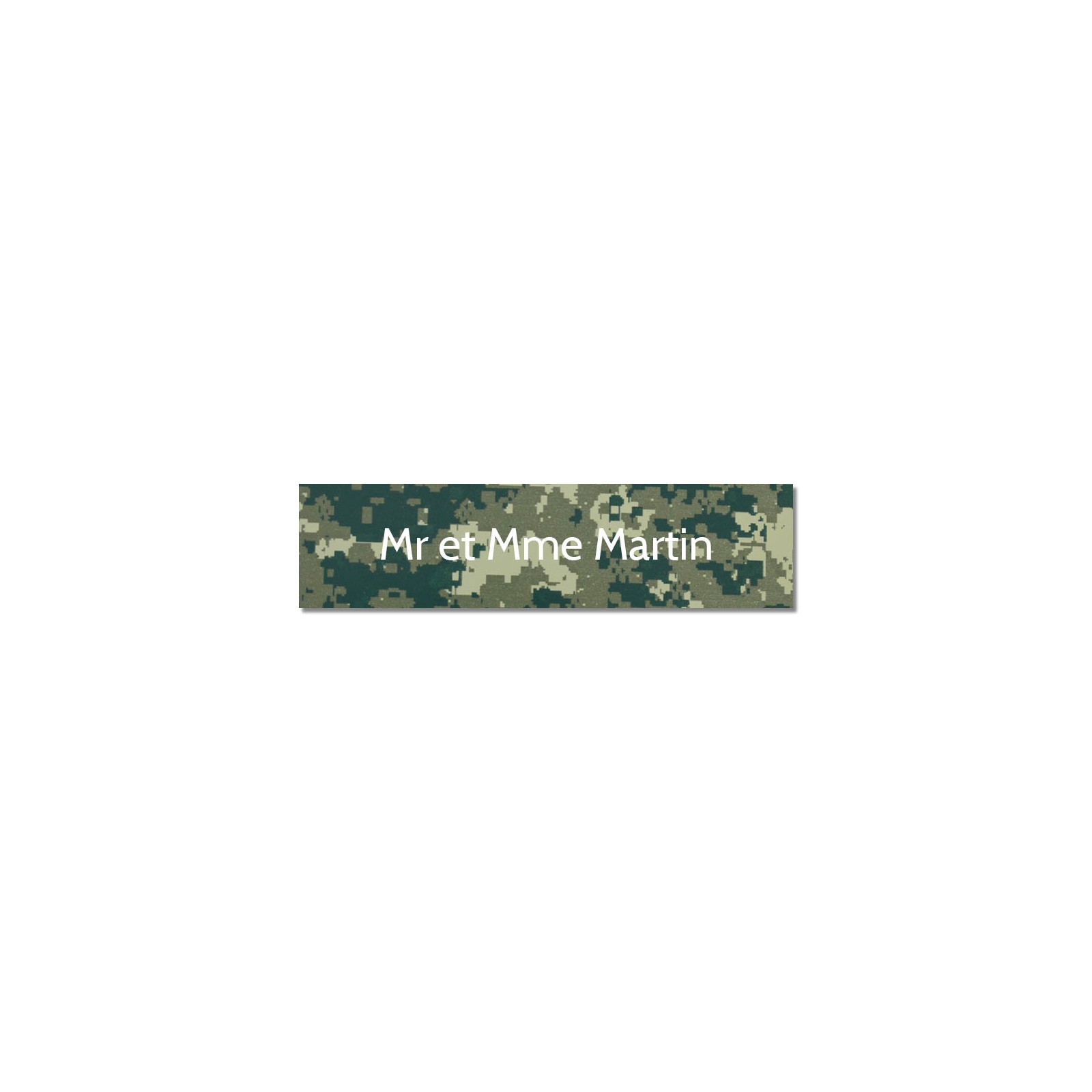 Plaque adhésive interphone ou sonnette 60 mm x 15 mm gravure personnalisée sur 1 ligne couleur Camo Vert lettres blanches