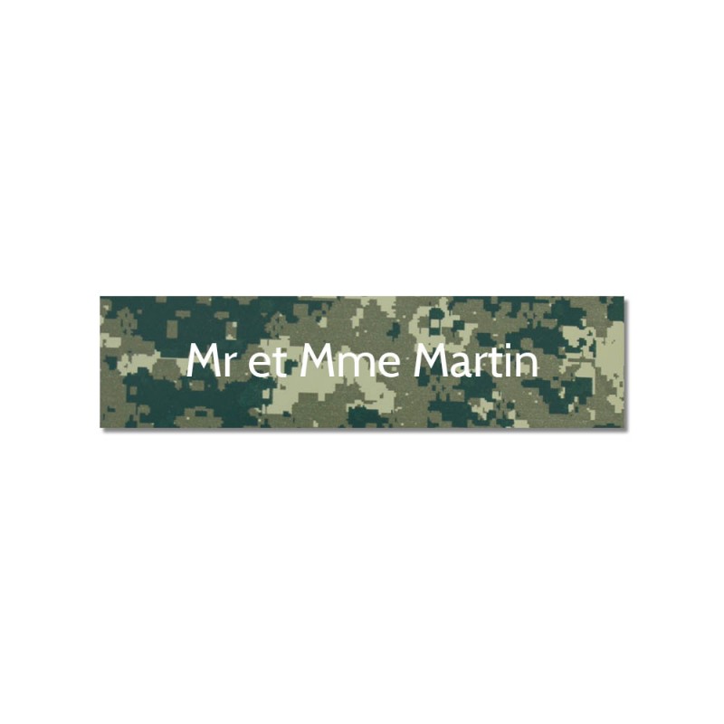 Plaque adhésive interphone ou sonnette 60 mm x 15 mm gravure personnalisée sur 1 ligne couleur Camo Vert lettres blanches Plaque adhésive interphone ou sonnette 60 mm x 15 mm gravure personnalisée sur 1 ligne couleur Camo Vert lettres blanches