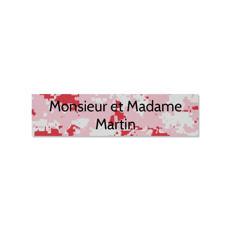 Plaque adhésive interphone ou sonnette 60 mm x 15 mm gravure personnalisée sur 2 lignes couleur Camo Rose lettres noires Plaque adhésive interphone ou sonnette 60 mm x 15 mm gravure personnalisée sur 2 lignes couleur Camo Rose lettres noires