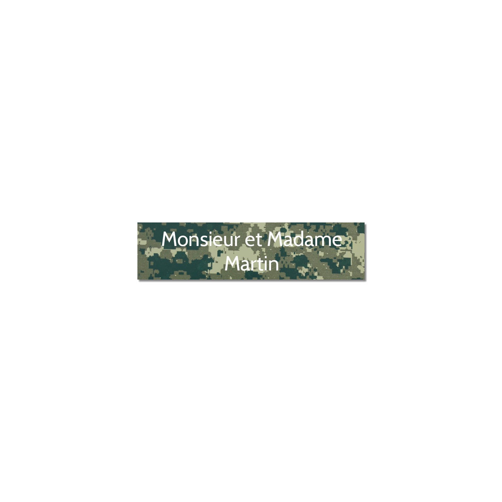 Plaque adhésive interphone ou sonnette 60 mm x 15 mm gravure personnalisée sur 2 lignes couleur Camo Vert lettres blanches