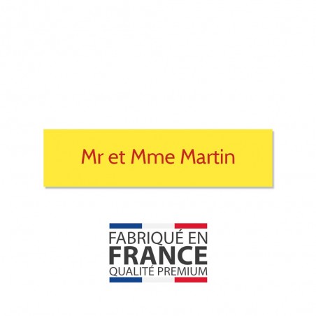 Plaque adhésive interphone ou sonnette 60 mm x 15 mm gravure personnalisée sur 1 ligne couleur jaune lettres rouges