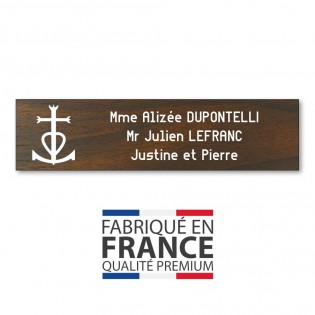 Plaque boite aux lettres format Decayeux CROIX CAMARGUAISE (100x25mm) effet bois foncé lettres blanches - 3 lignes
