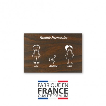 Plaque de maison Family personnalisée avec 3 membres pour boite aux lettres - Format 12x8 cm - Effet bois foncé