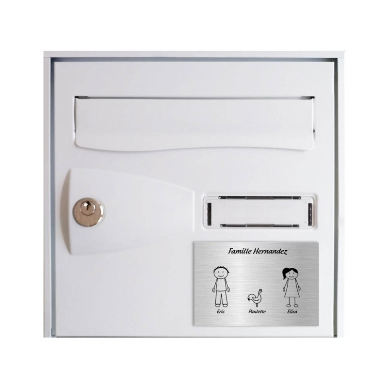 Plaque de maison Family personnalisée avec 3 membres pour boite aux lettres - Format 12x8 cm - Couleur argent Plaque de maison Family personnalisée avec 3 membres pour boite aux lettres - Format 12x8 cm - Couleur argent