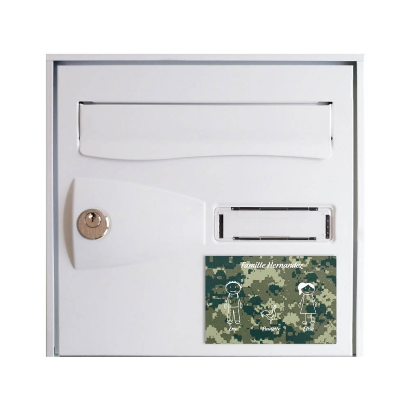 Plaque de maison Family personnalisée avec 3 membres pour boite aux lettres - Format 12x8 cm - Effet camouflage vert